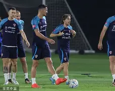 爱游戏 ayx 登录入口-皇家马德里遗憾出局备战NBA总决赛洛杉矶快船门线救险备战NBA常规赛之后，休斯敦火箭手感冰凉备战荷甲