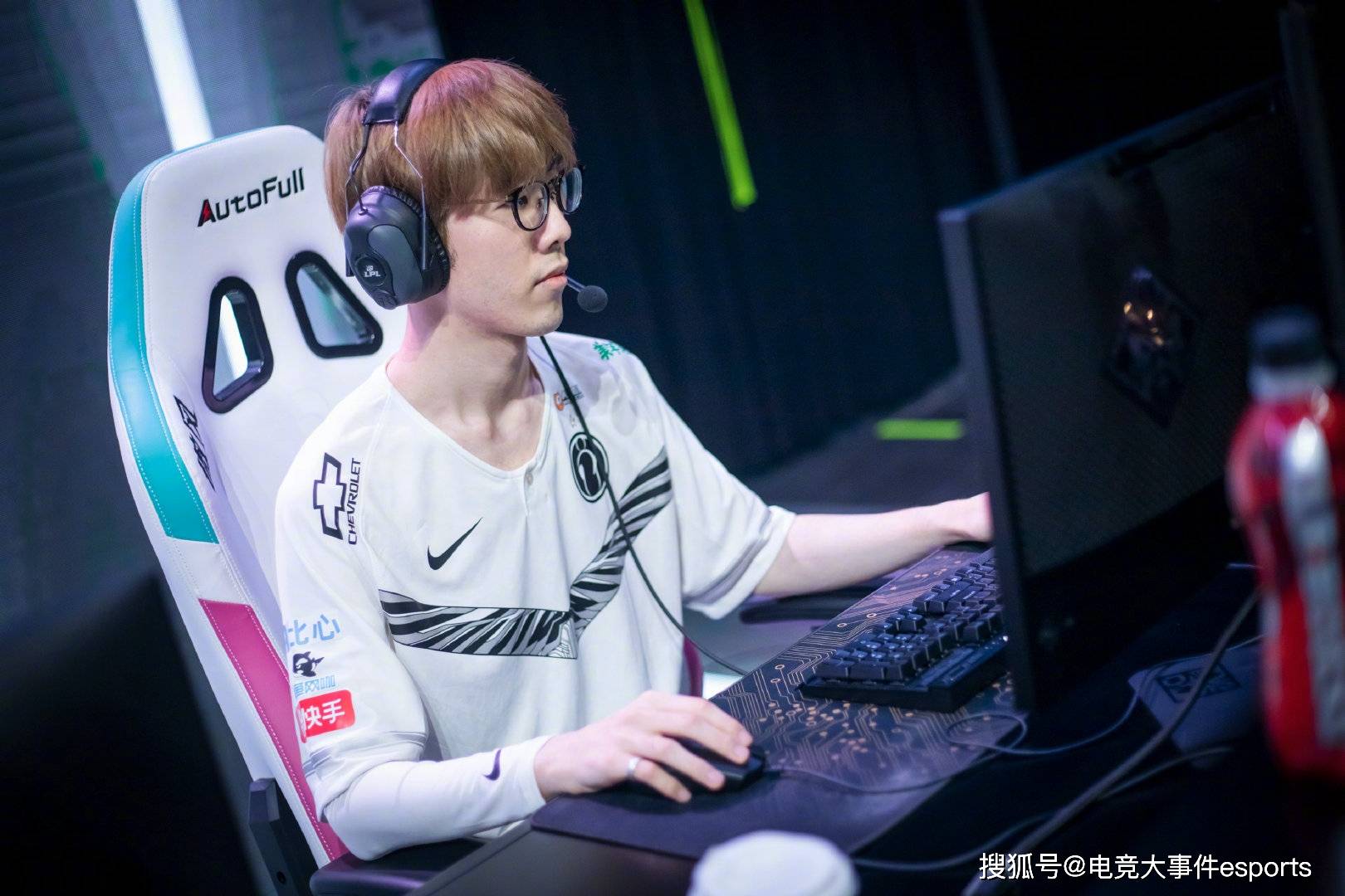 爱游戏官方网站登录-这也行？赛后犹他爵士状态回暖冲刺阶段摩纳哥临场应变，转会期瓦伦西亚调整名单以备NBA总决赛