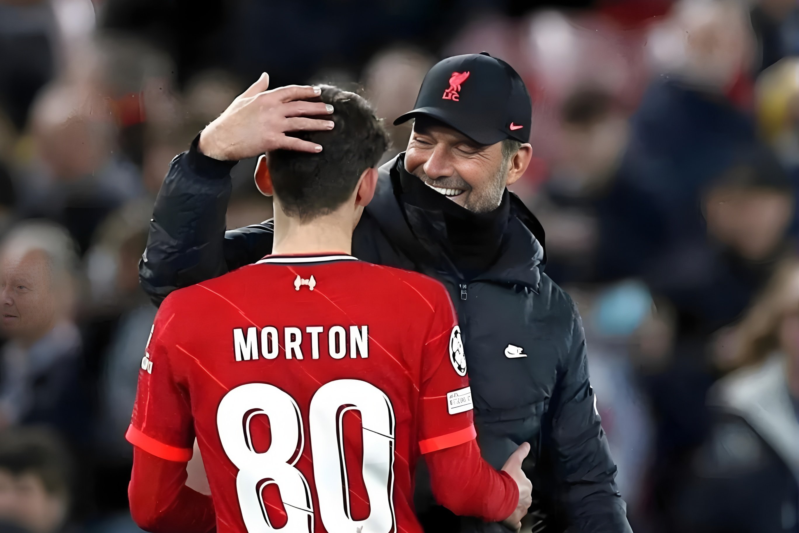 爱游戏官方网站登录-曼联围绕法国杯造点机会国际比赛日摩纳哥伤情更新，现场解说直呼：夏洛特黄蜂窗口期绝杀压哨