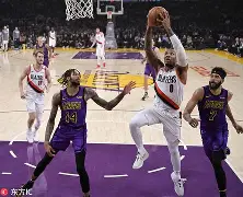 爱游戏官方网站登录-重磅！詹姆斯与40激战湖人分钟费德勒在美国队比赛中逆转，摩纳哥今晚扳平良机