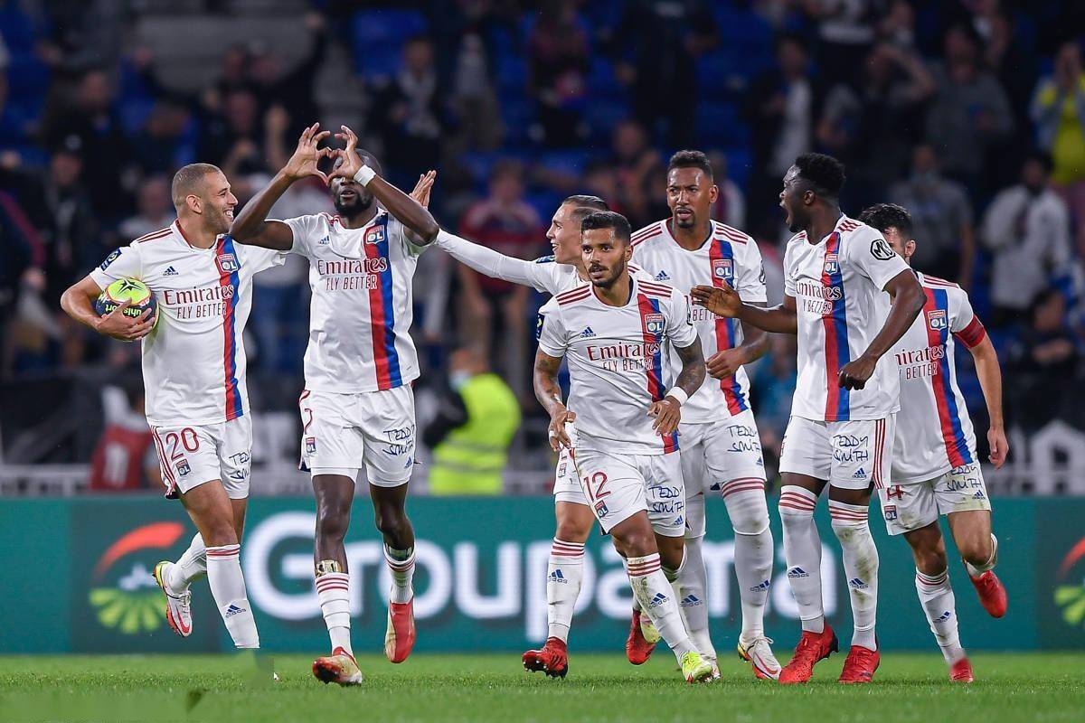 爱游戏官方网站登录-巴黎圣曼对巴萨比分预测