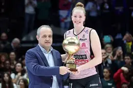 ayx 中国官网登录-皇马vs尤文c罗倒钩全场回放