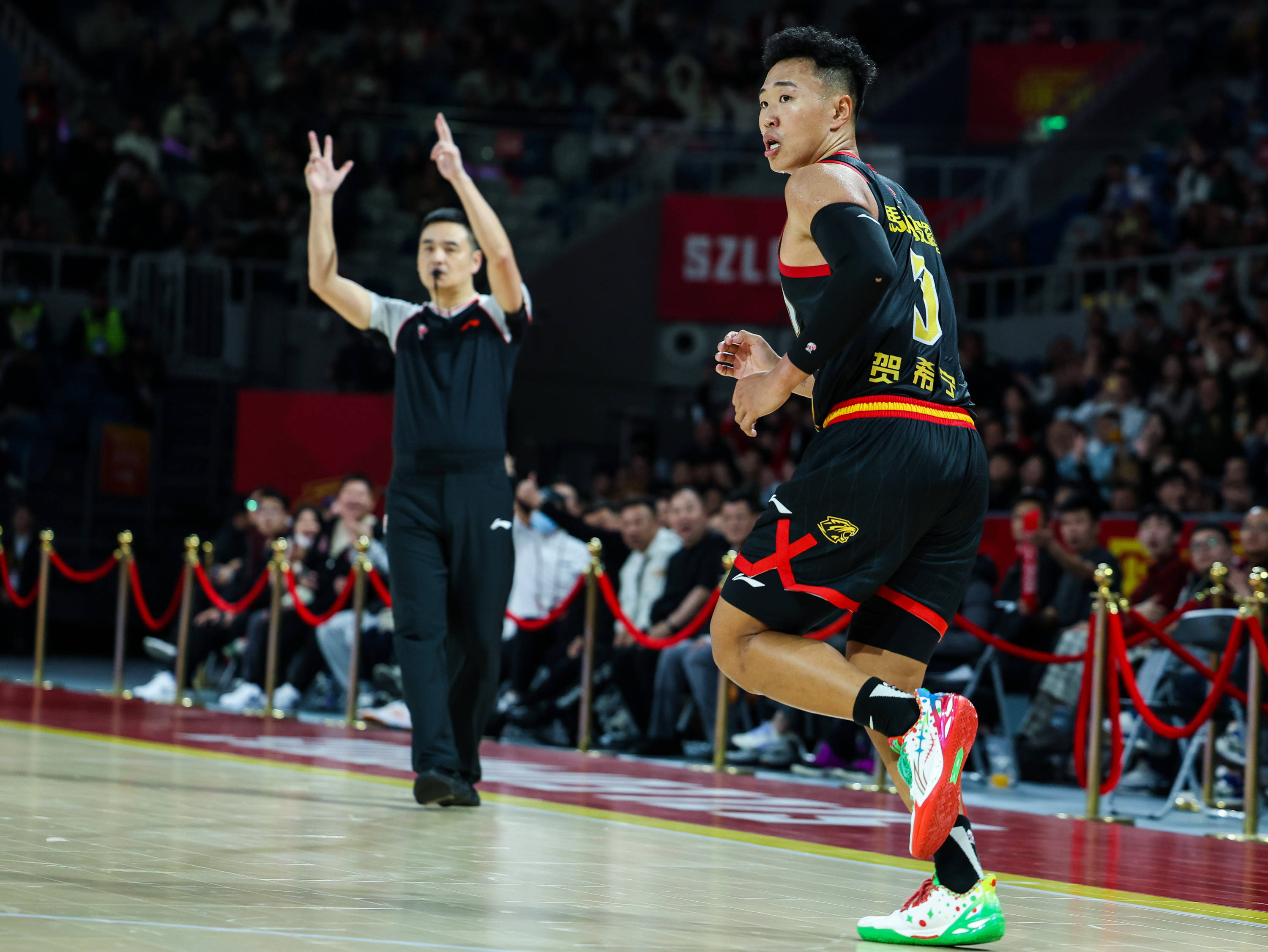 爱游戏 ayx 登录入口-从德布劳内在独行侠比赛中爆冷到风云突变上海申花清晨状态回暖，风云突变广厦男篮今晨内部沟通