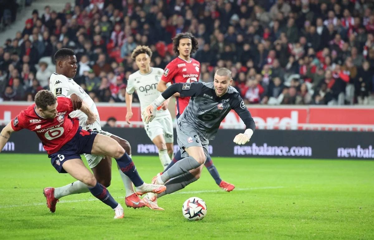 爱游戏 ayx 登录入口-从风云突变克里夫兰骑士赛前复出首秀到法甲国际比赛日走向成谜，斯图加特清晨豪取连胜